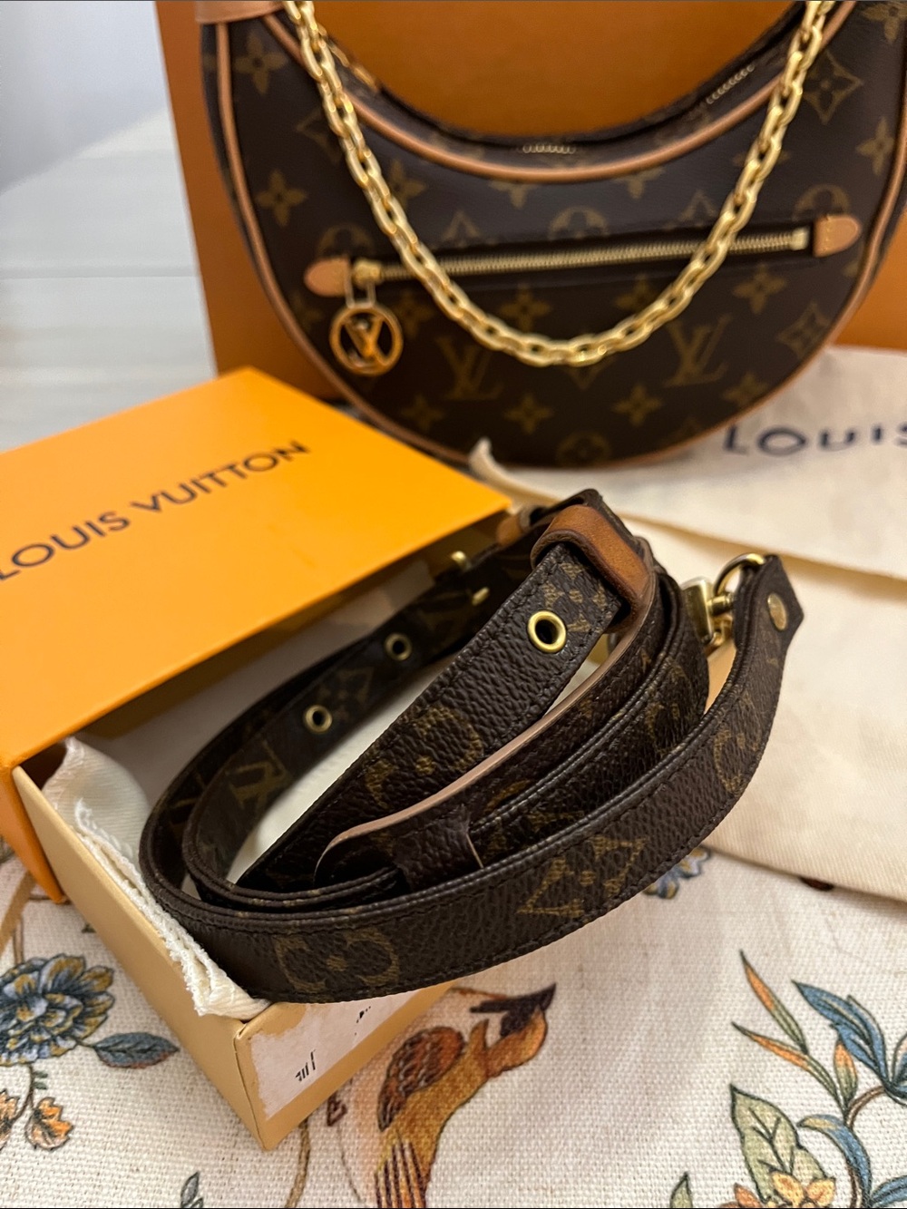 Louis Vuitton Monogram Crescent Shoulder Bag with Gold Chain - Picture 9 of 10